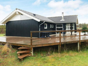 Three-Bedroom Holiday home in Løkken 81